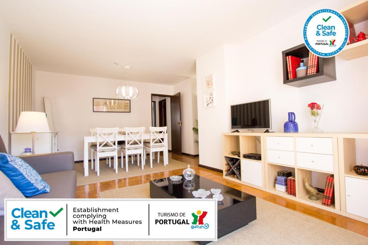 Spacious Apartment In Лиссабон Экстерьер фото