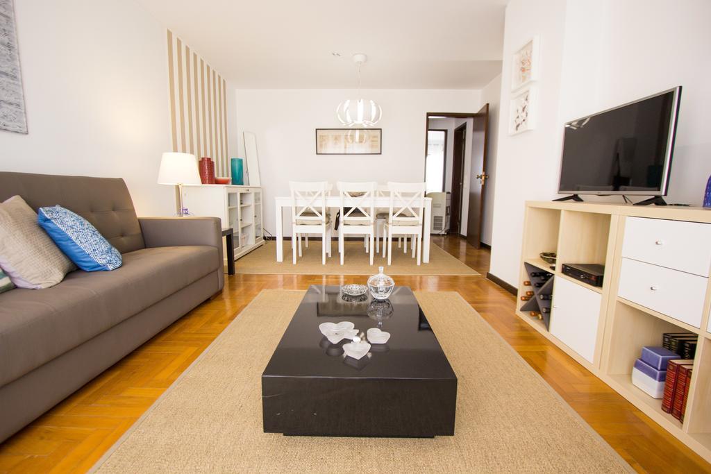 Spacious Apartment In Лиссабон Экстерьер фото
