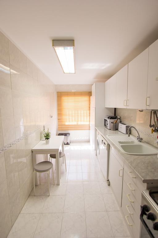 Spacious Apartment In Лиссабон Экстерьер фото